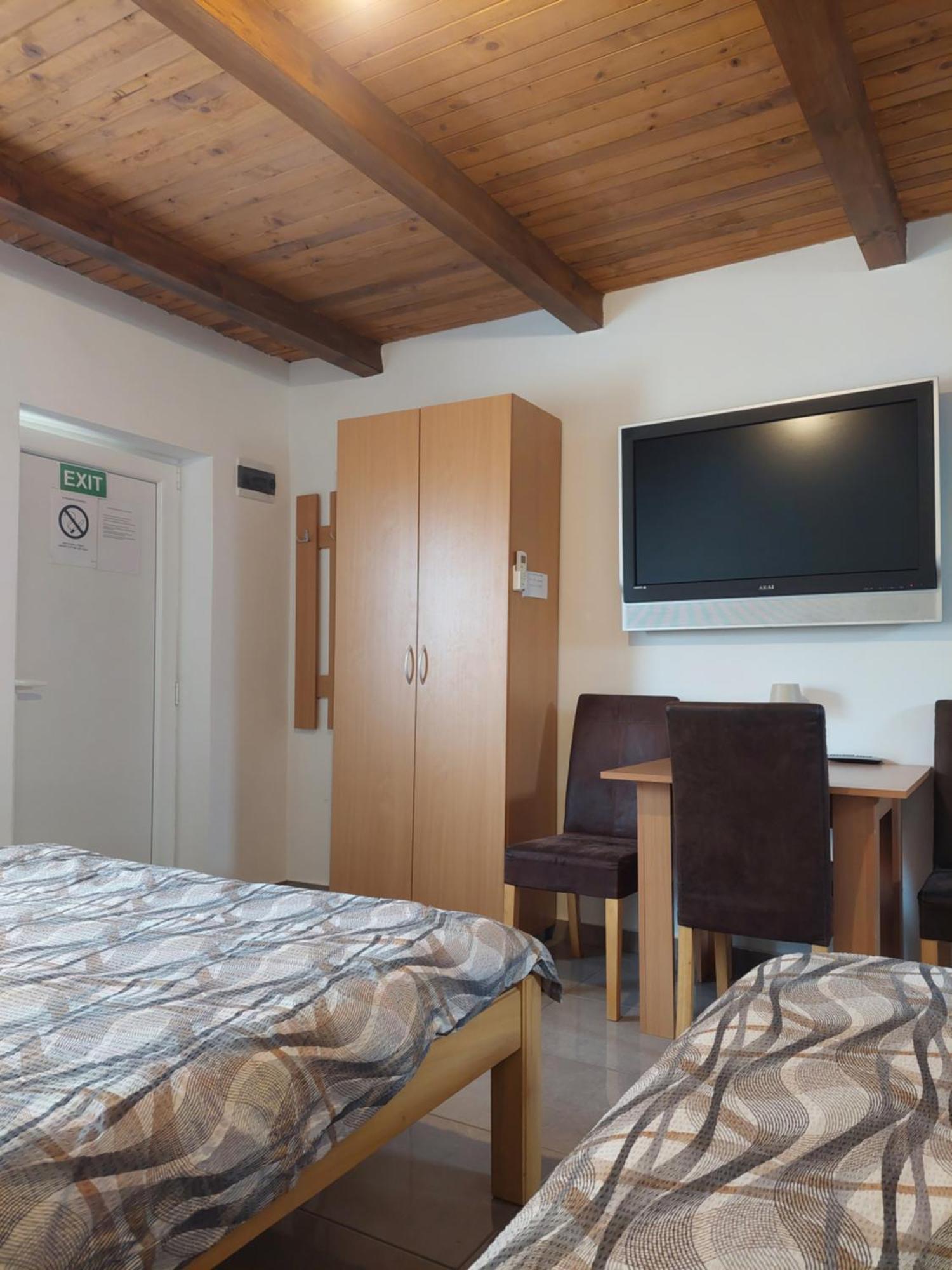 Apartment M&M Pacir Экстерьер фото